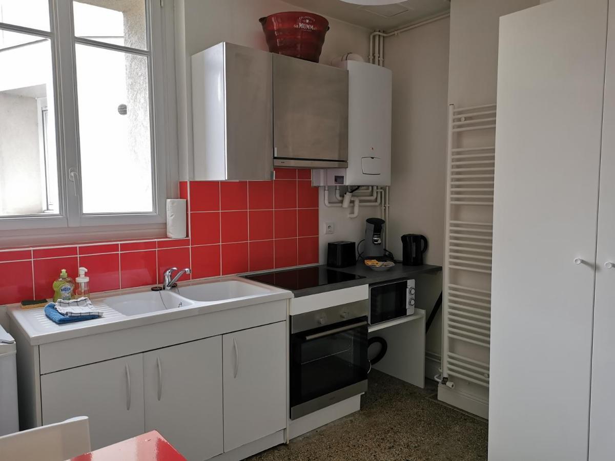 Appartement Chez Camille à Reims Extérieur photo