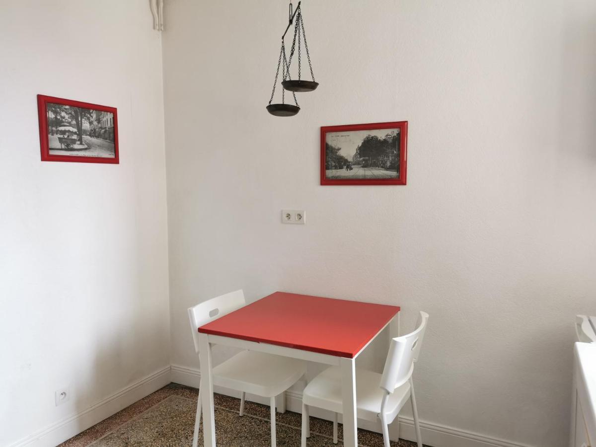 Appartement Chez Camille à Reims Extérieur photo